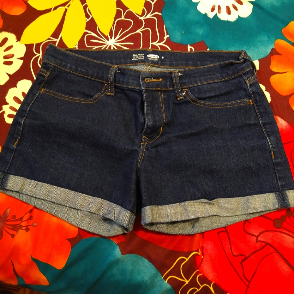 Old Navy shorts, size 8